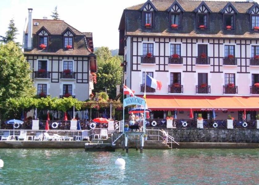 Auvergne-Rhône-Alpes Evian-les-Bains Entrance