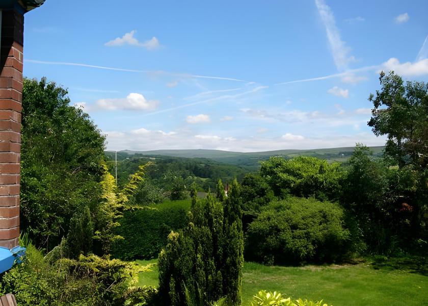 England Yelverton Surrounding environment