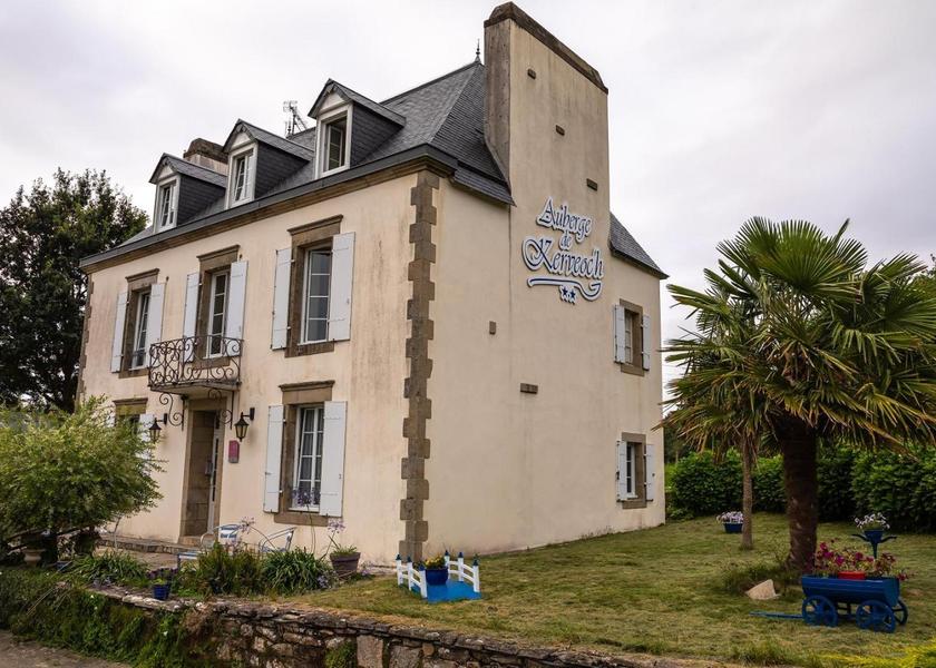 Brittany Douarnenez Entrance