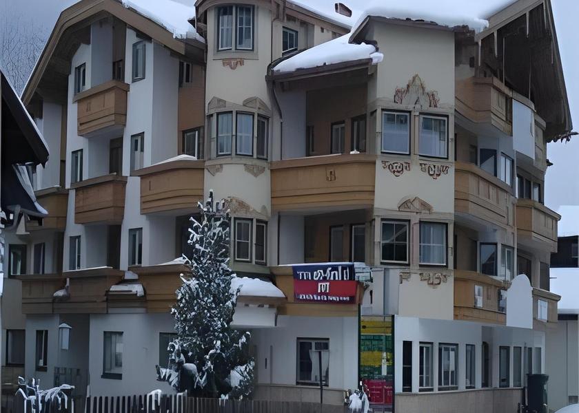 Tyrol Tux Exterior view
