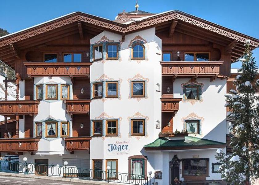 Tyrol Tux Entrance