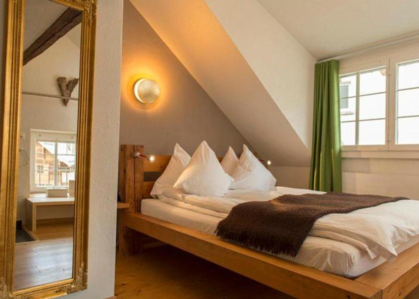 Uri Andermatt Comfort Alpine double room