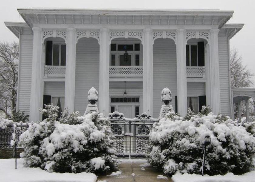 Mississippi Columbus Exterior view