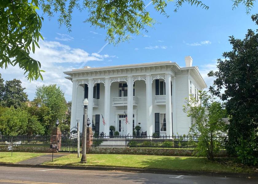 Mississippi Columbus Exterior view