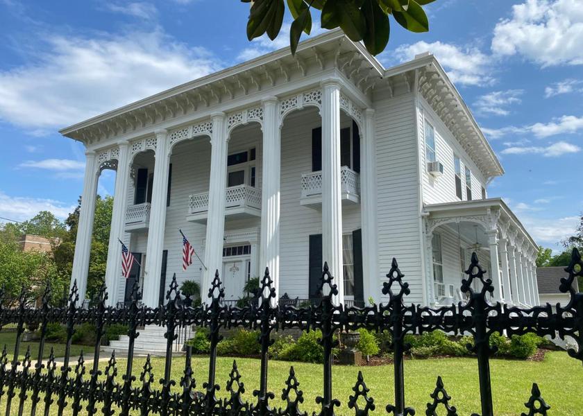 Mississippi Columbus Exterior view