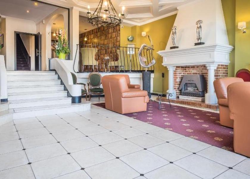 Centre-Loire Valley Amboise Lobby