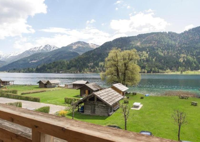 Carinthia Weissensee Surrounding environment