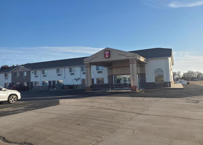 Nebraska Tecumseh Exterior view