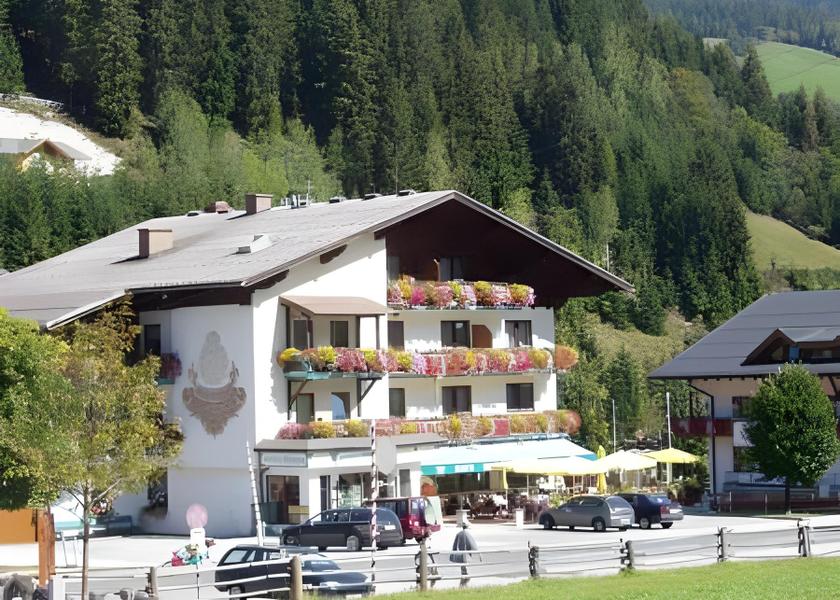 Salzburg State Filzmoos Exterior view