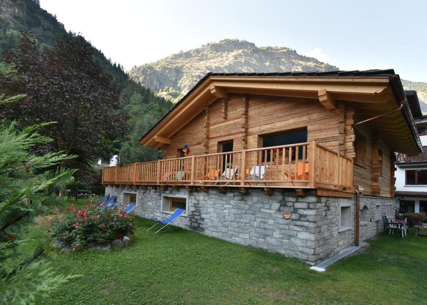 Valle d'Aosta Antey-Saint-Andre Exterior view