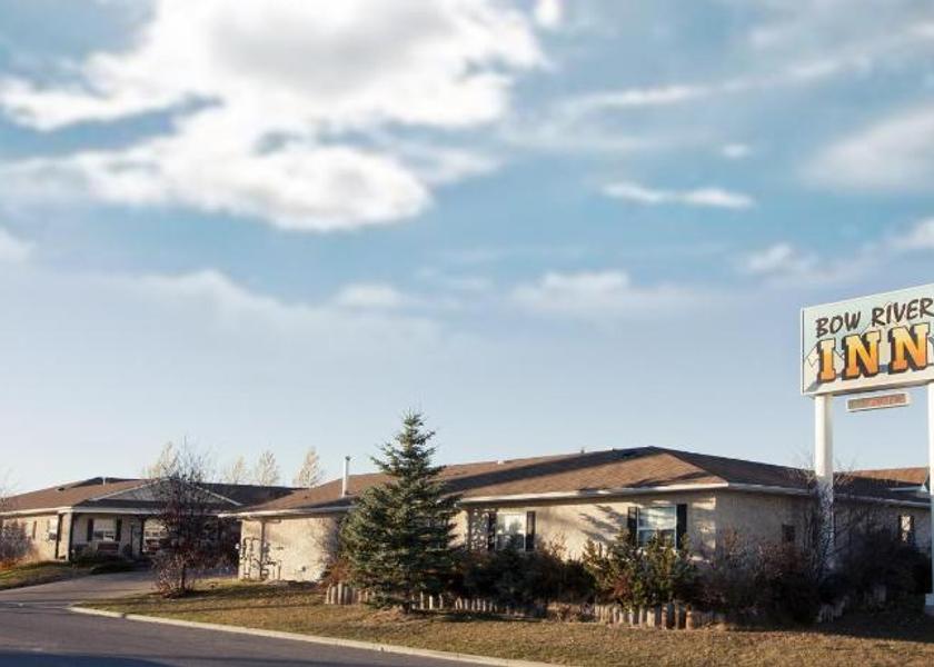 Alberta Cochrane Entrance