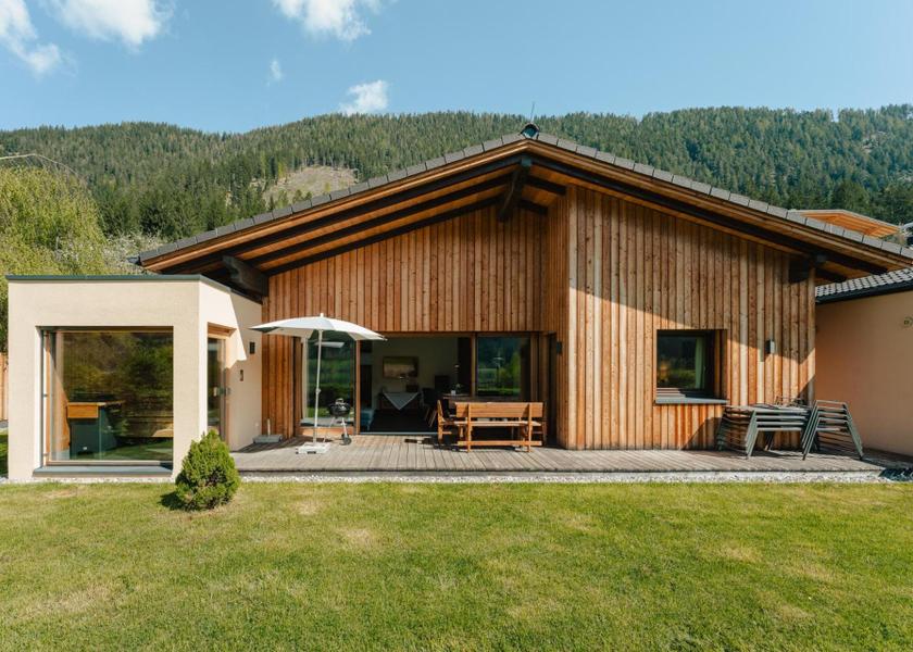 Carinthia Weissensee Hotel Exterior