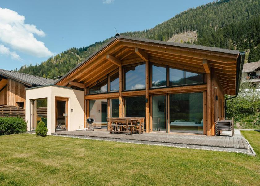 Carinthia Weissensee Hotel Exterior