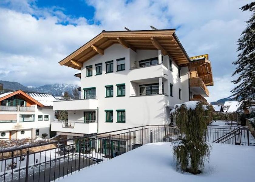 Tyrol Soell 