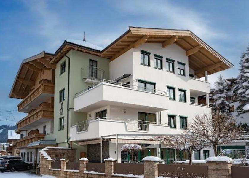 Tyrol Soell 