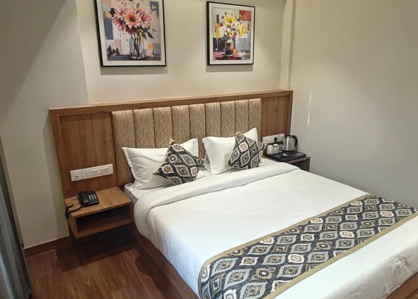 Maharashtra Navi Mumbai Room