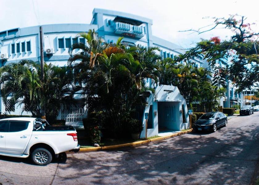 Atlántida La Ceiba Exterior view