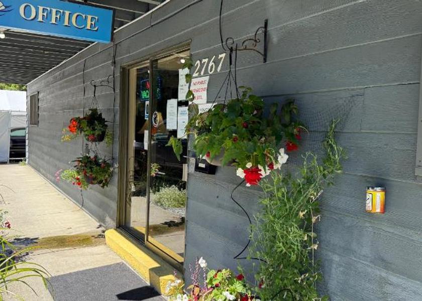 British Columbia Qualicum Beach Entrance