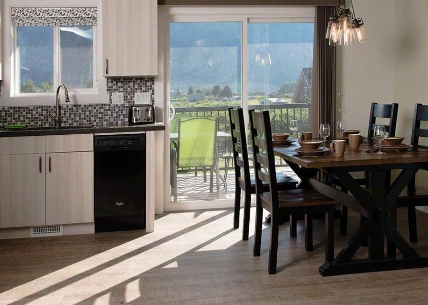 British Columbia Keremeos Food & Dining