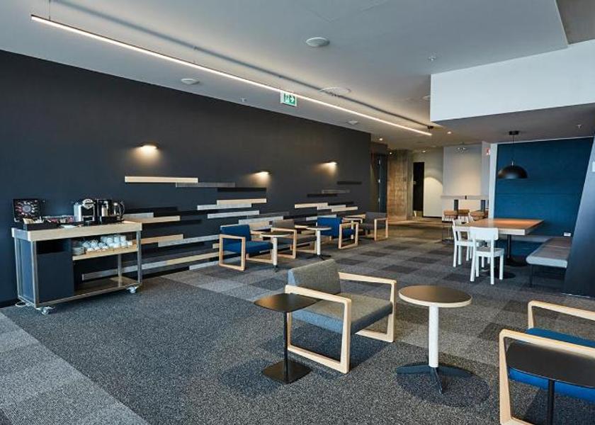 Quebec Brossard Business center