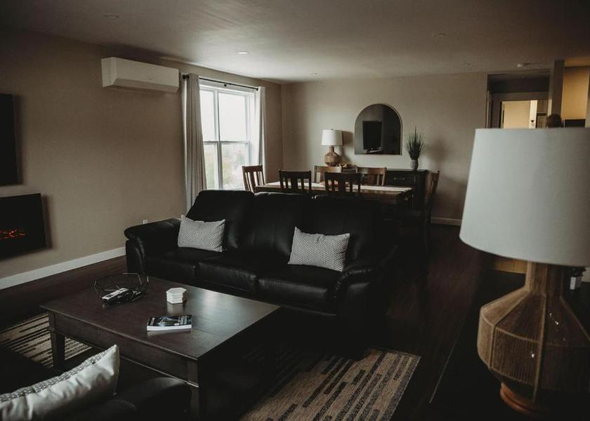 Newfoundland and Labrador Grand Falls - Windsor Guestroom
