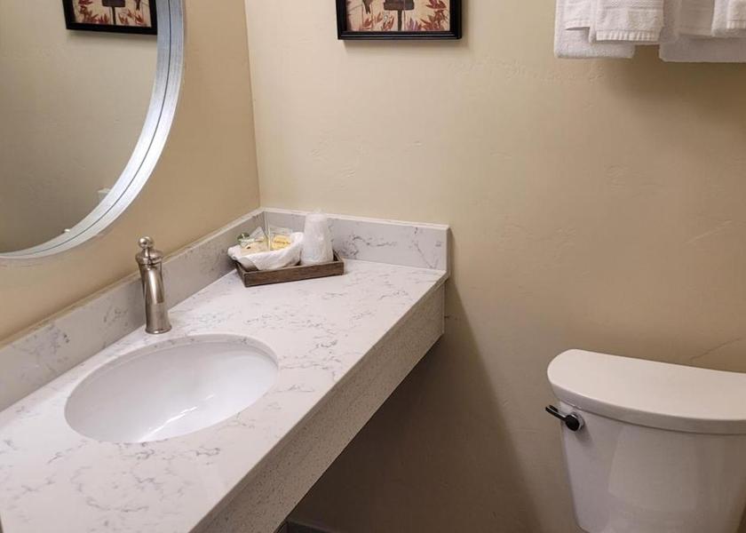 California Bishop Deluxe Family Suite