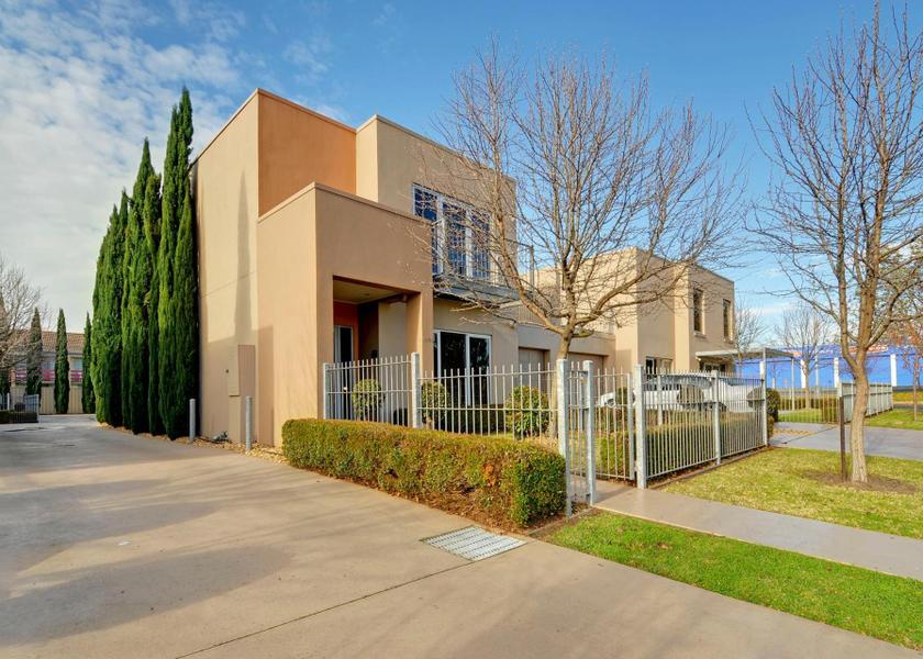 Victoria Traralgon Entrance