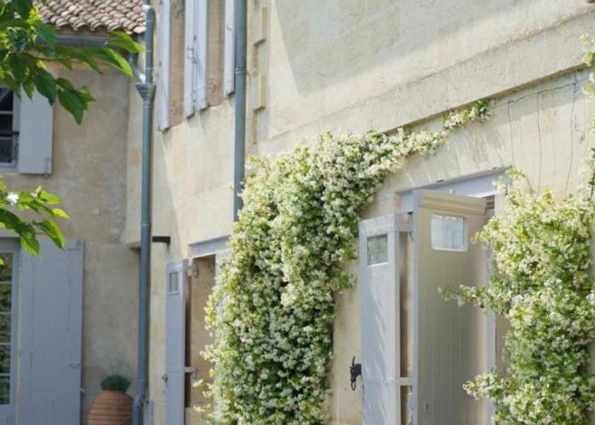 Nouvelle-Aquitaine Saint-Émilion Exterior view