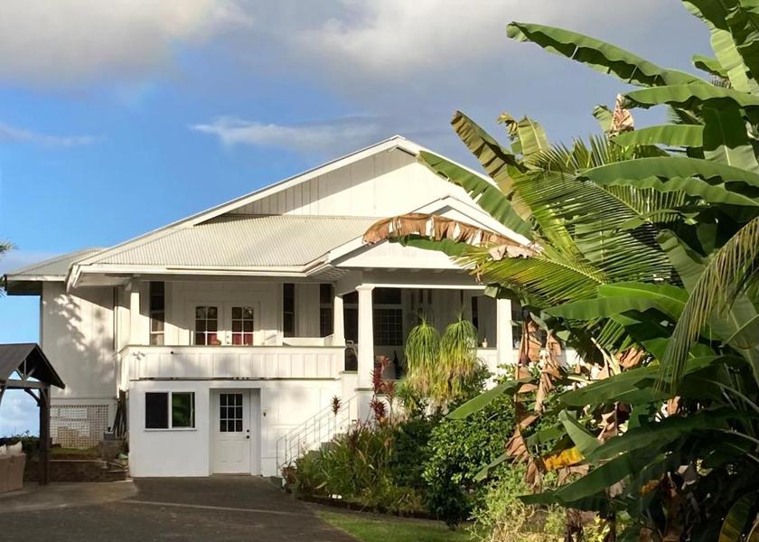 Hawaii Hilo Exterior view