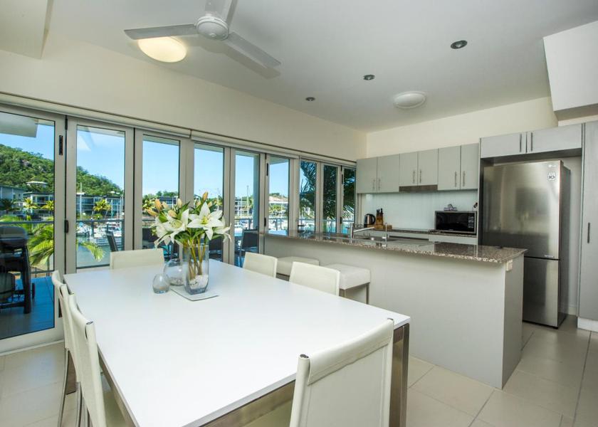 Townsville City Nelly Bay 