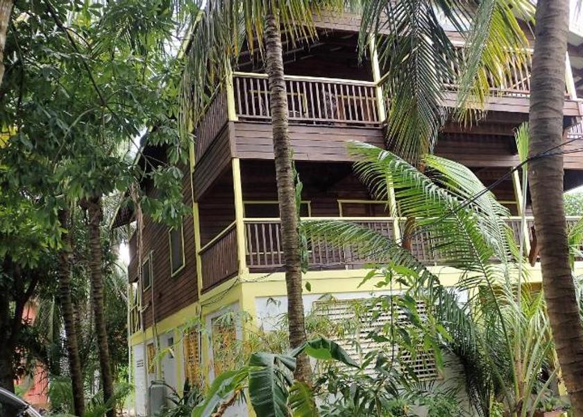 Stann Creek Placencia Exterior view
