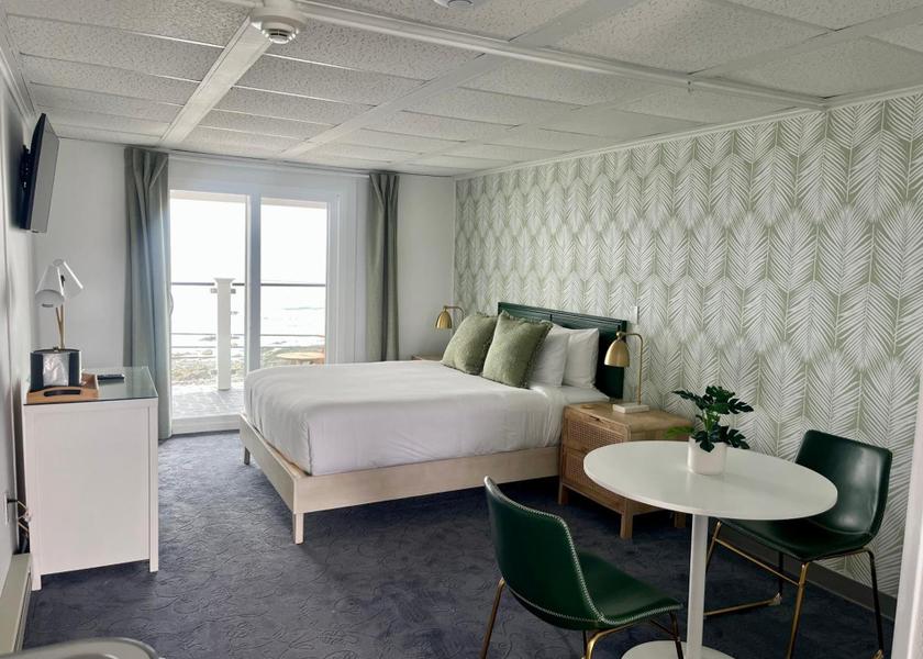 Maine York Beach Queen Room with Sea View