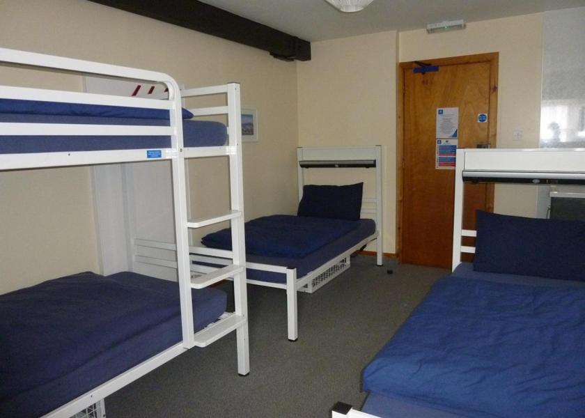 Scotland Islay Island Bunk Bed in Male Dormitory Room 
