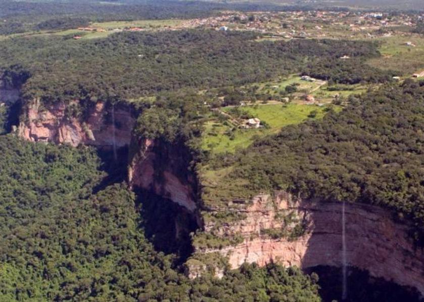 Mato Grosso Chapada dos Guimarães Exterior view
