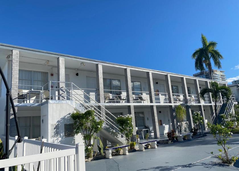 Florida Pompano Beach Exterior view