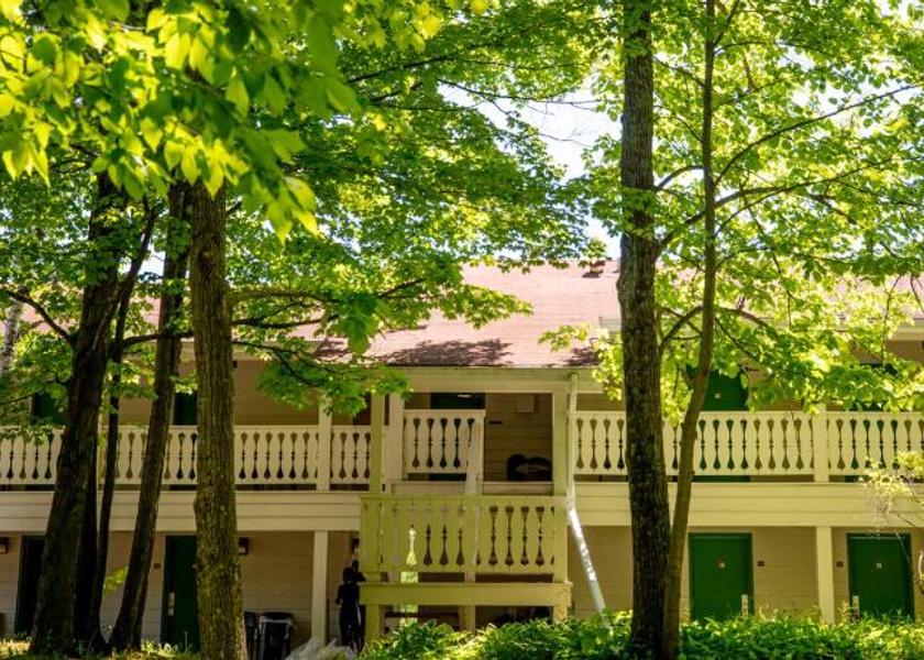 Wisconsin Fish Creek Exterior view