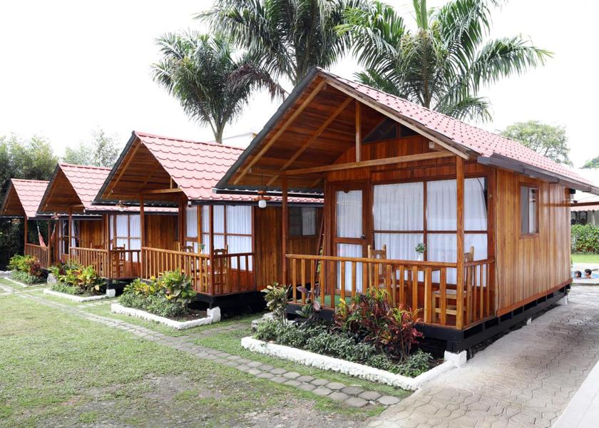 Pichincha Mindo Hotel Exterior