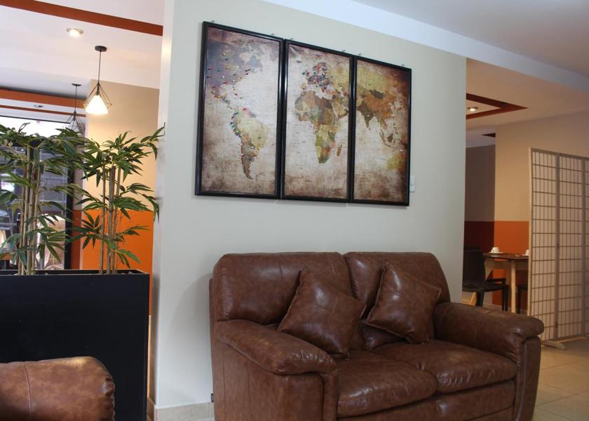 Shared lounge/TV area