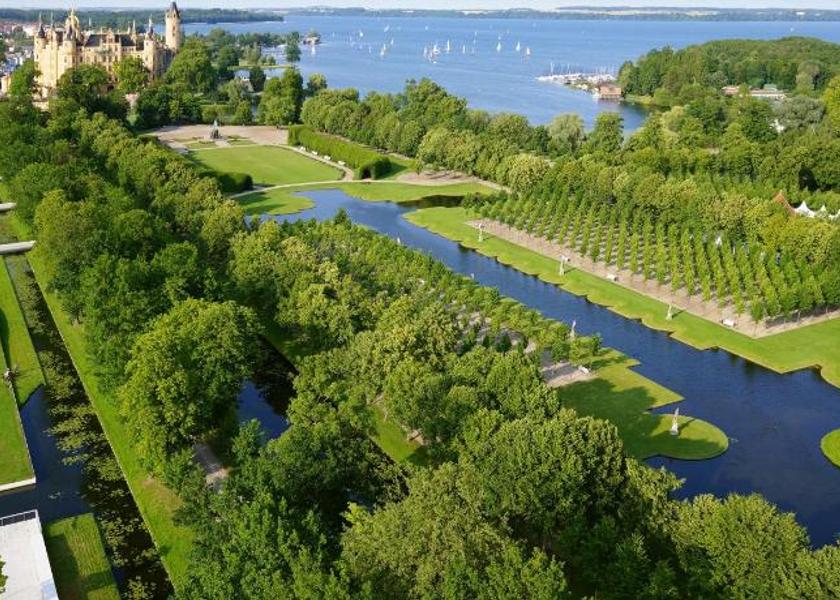 Mecklenburg-West Pomerania Schwerin Nearby attraction