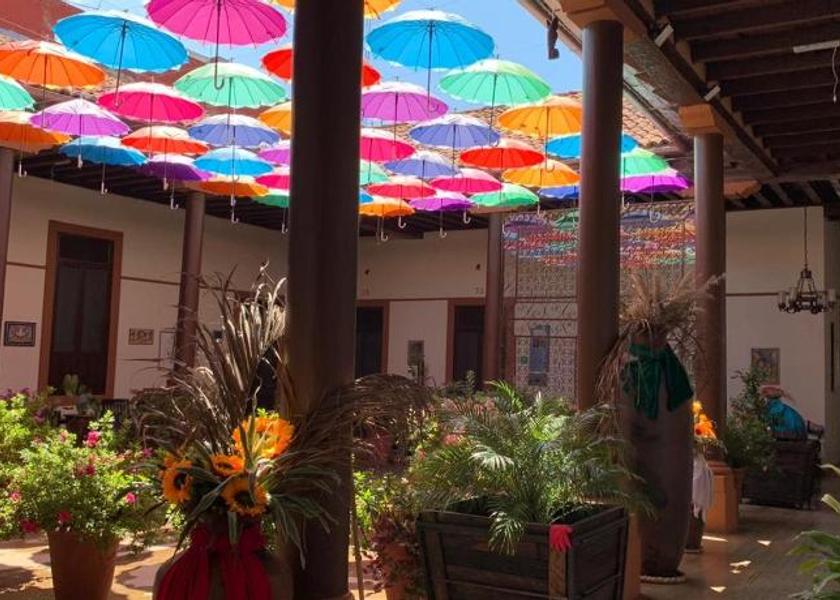 Michoacán Uruapan Entrance