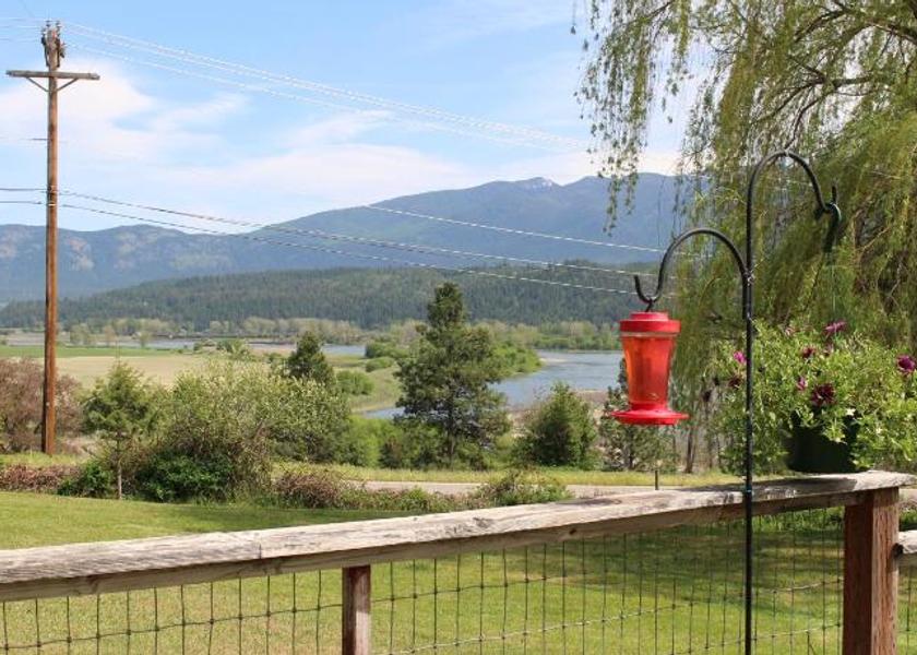 Idaho Bonners Ferry View