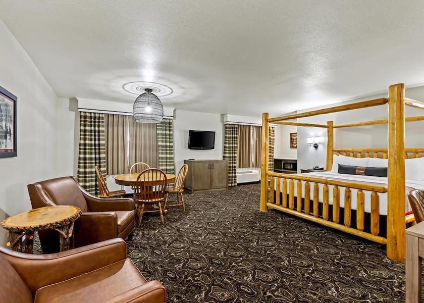 Michigan West Branch Room