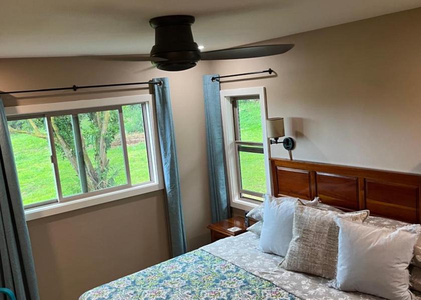Hawaii Hakalau Two-Bedroom Cottage