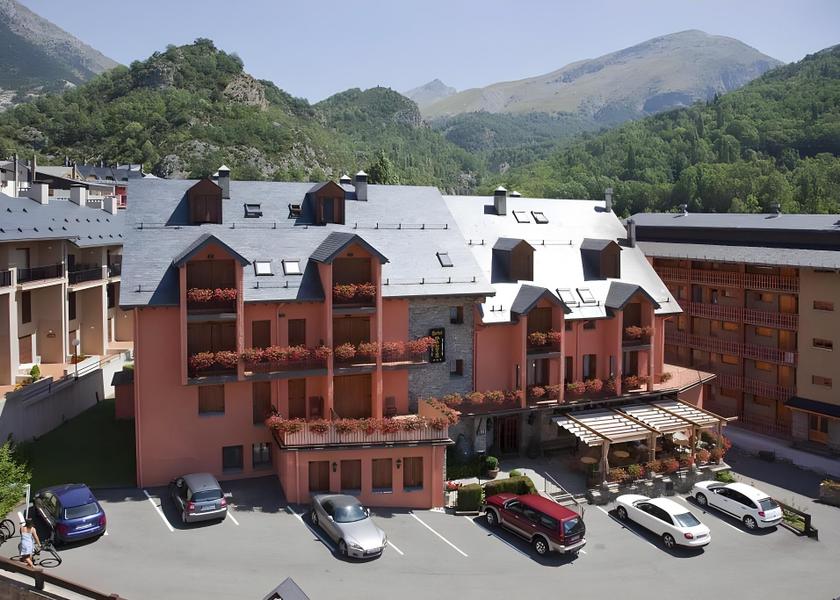 Aragon Panticosa Exterior view
