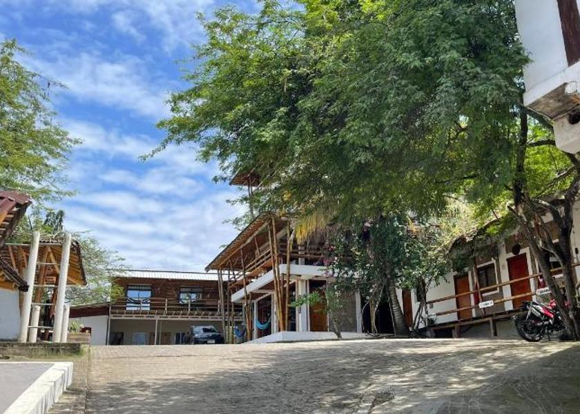 Santa Elena Manglaralto Exterior view