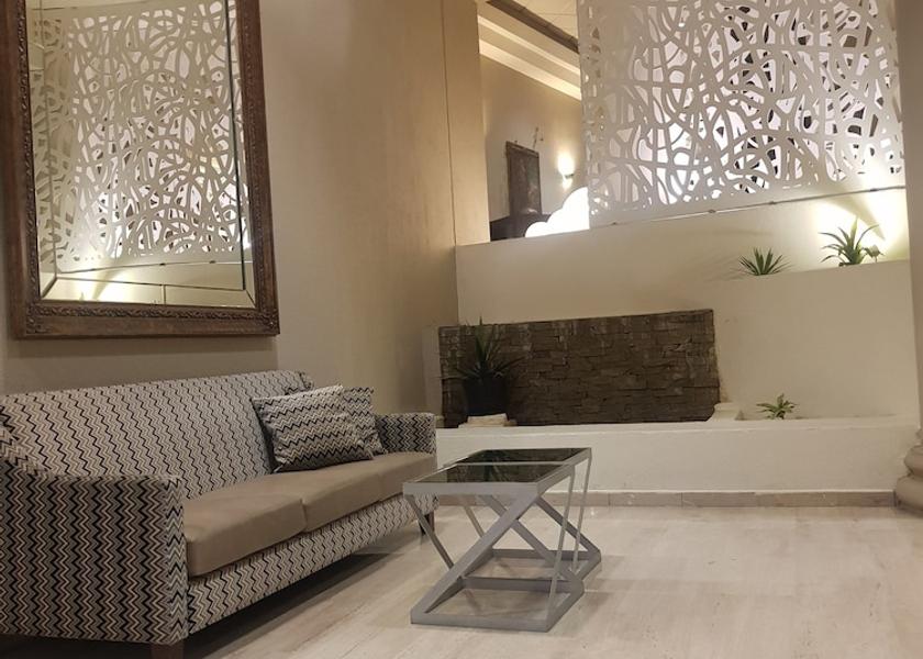 Sinaloa Culiacán Lobby sitting area