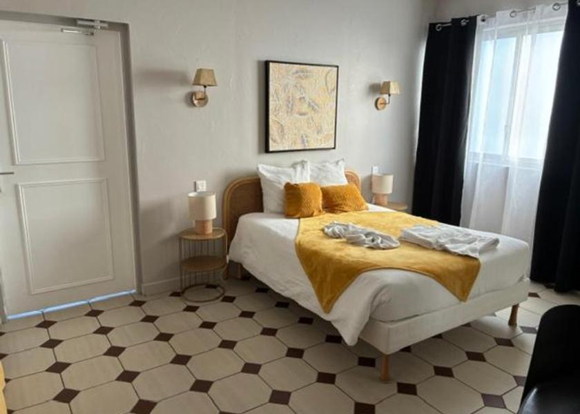 Nouvelle-Aquitaine Royan Triple Room - Disability Access