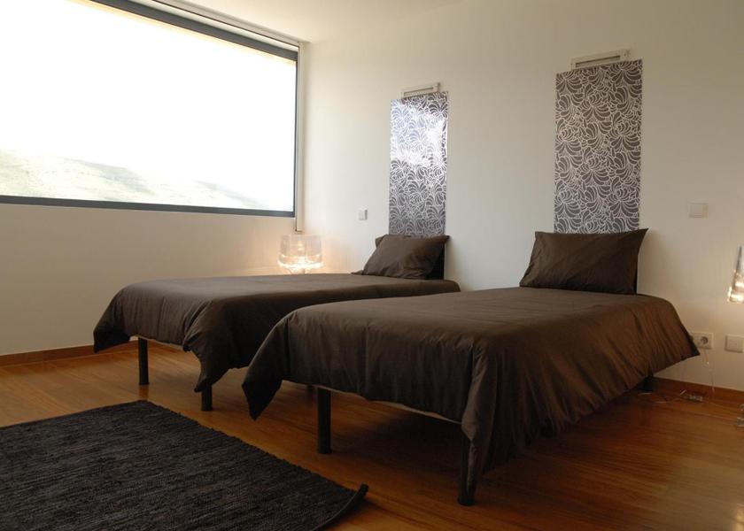 Leiria Porto de Mos Double Room with Private Bathroom