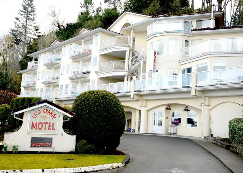 British Columbia Qualicum Beach Hotel Exterior