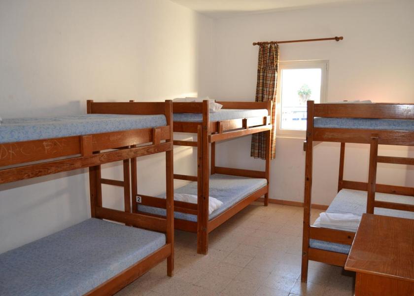 Faro Alcoutim Bed in 8-Bed Dormitory Room